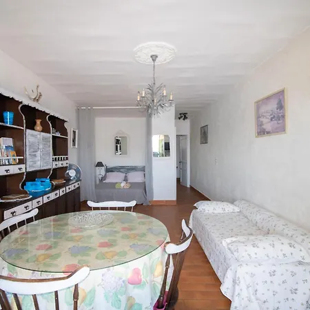 Pieds Dans L'eau Grosseto-Prugna