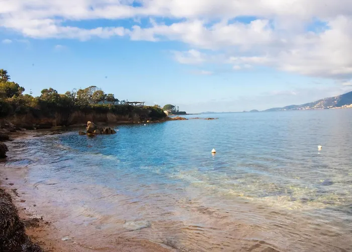 Pieds Dans L'eau דירה *